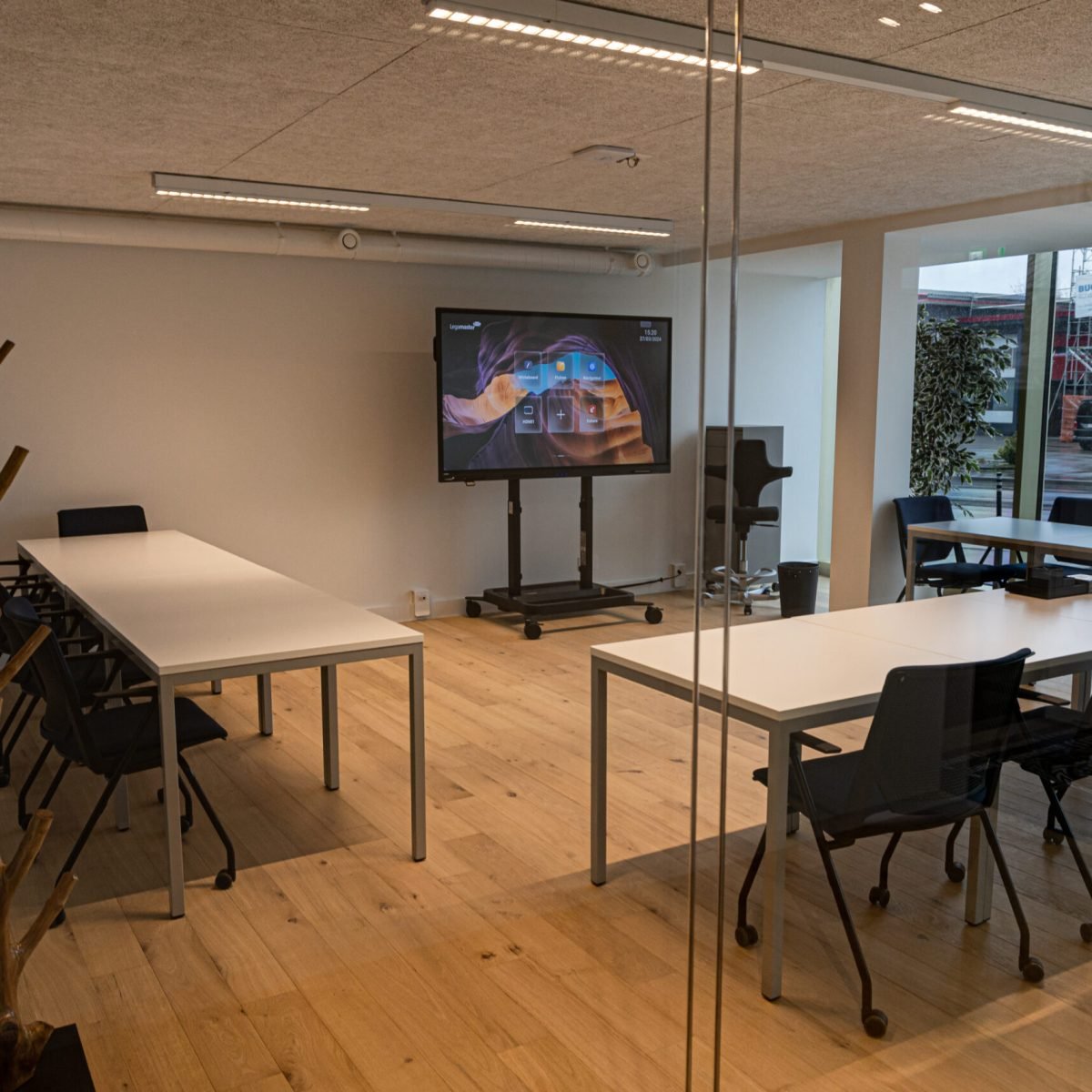 Photo-Elyon-17C.8-1-scaled (1)